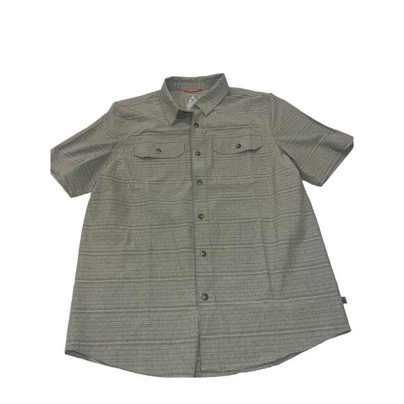 M & M Other - Gerry Mens Medium M Button Down Shirt Short Sleeve Quick Dry Green